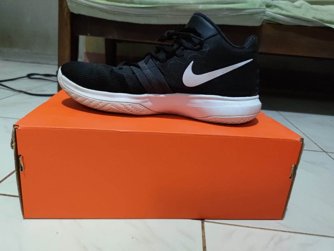 Kyrie flytrap cheap size 10