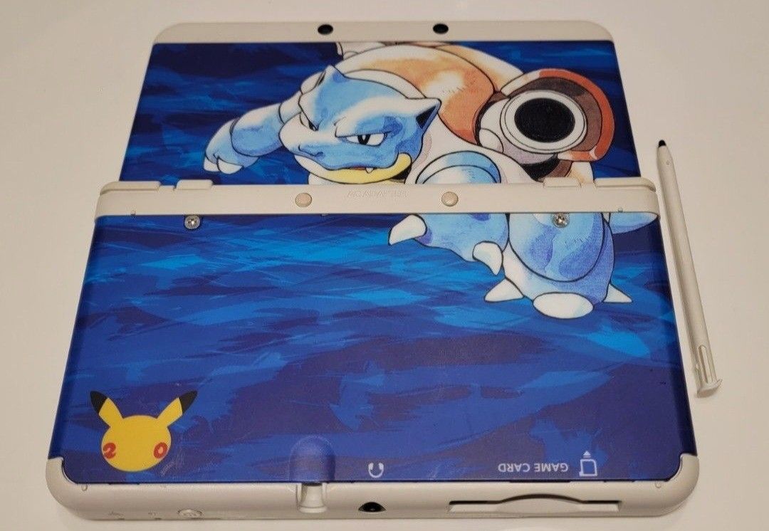 Nintendo 3ds hot sale 20th anniversary pokemon