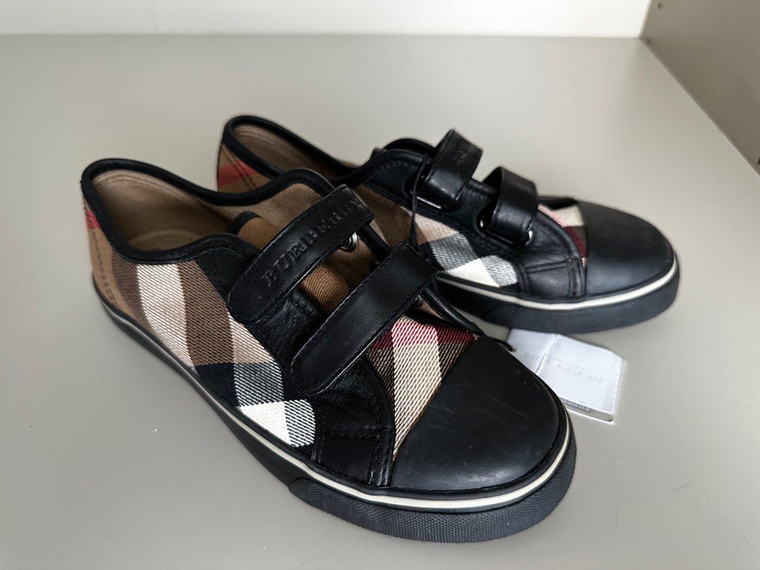 Burberry sandals shop kids silver