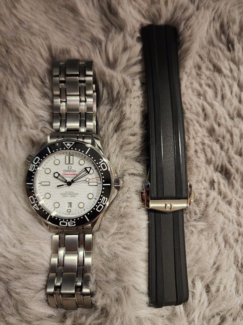 Omega seamaster rubber on sale strap deployment clasp