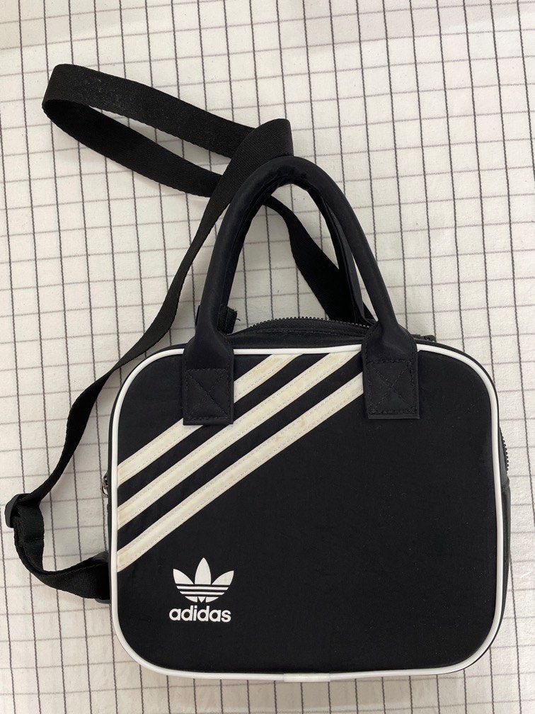 Adidas hotsell square bag
