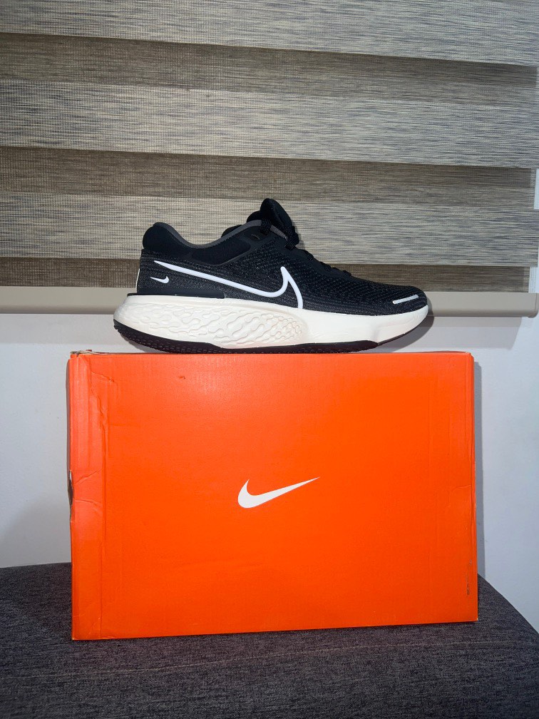 Nike Original Sneakers on Carousell
