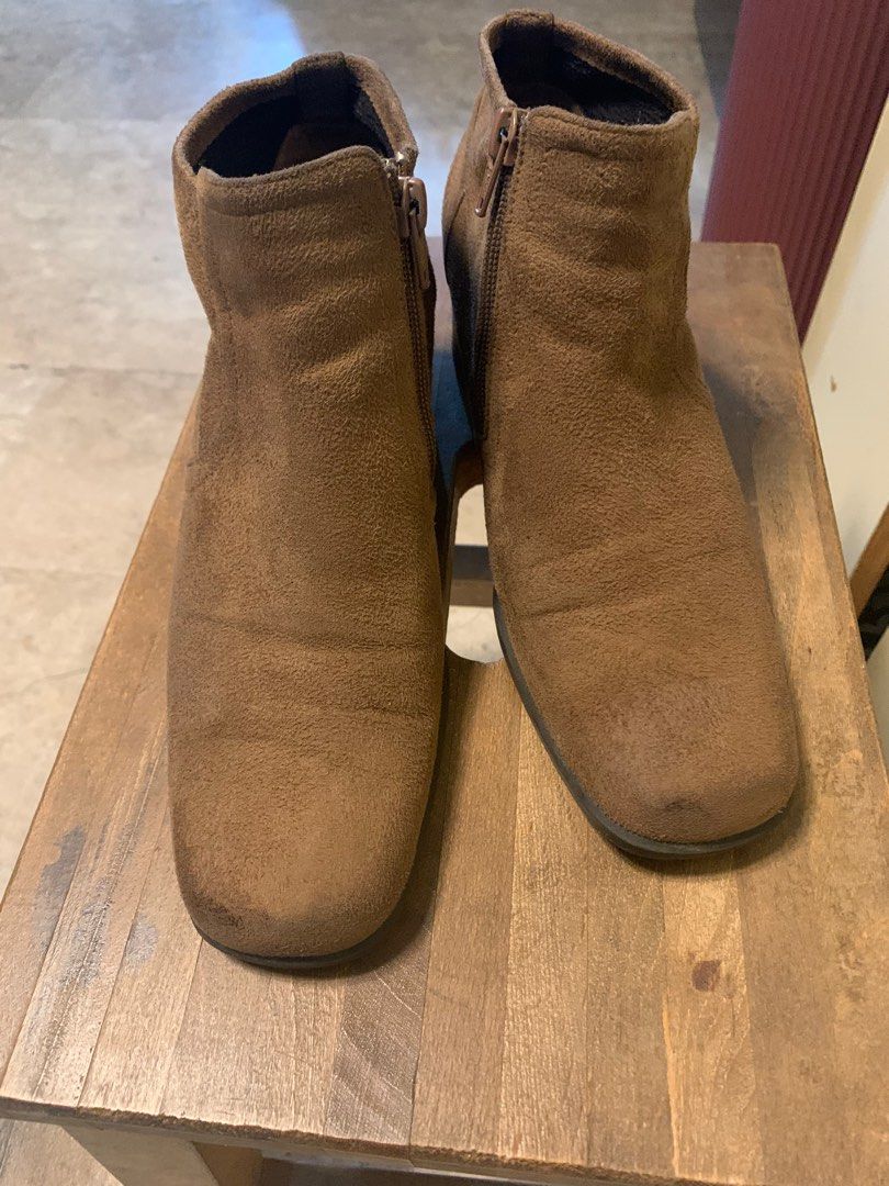 Liz claiborne top ankle boots