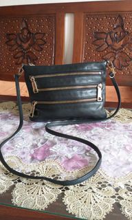 (Kategori: ) berada di . Dikirim oleh phipah (ID iklan 1241479896, Gambar 1). Deskripsi: .