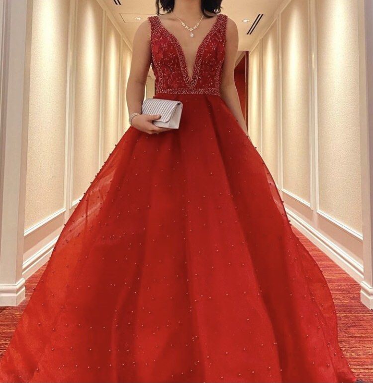 Beautiful red deals ball gowns
