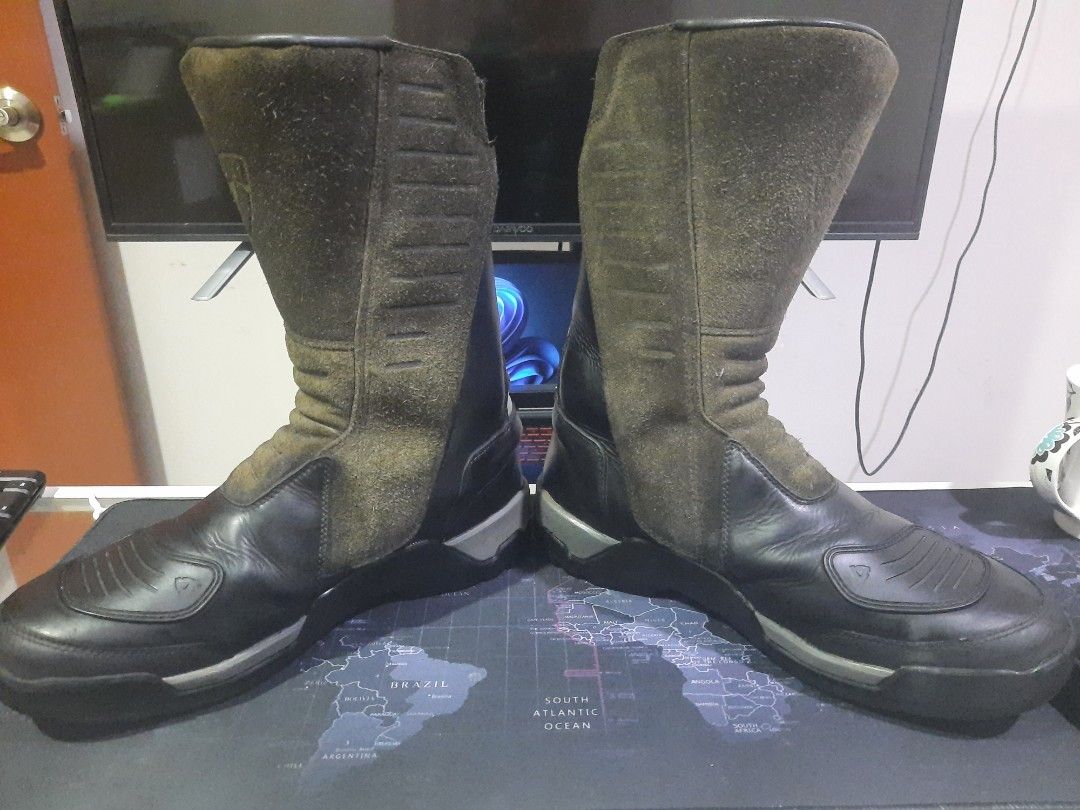 Revit gravel outlet outdry boots