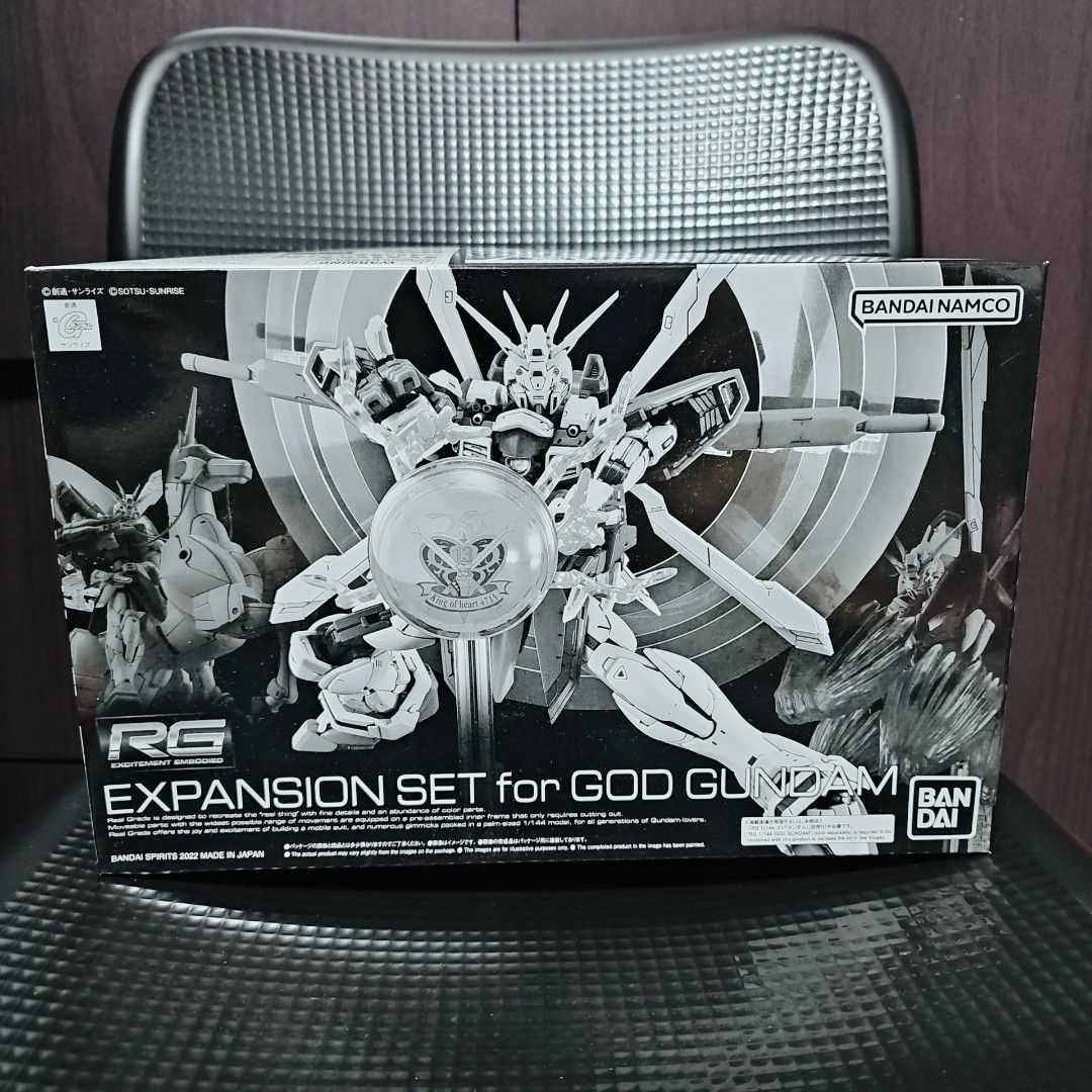 RG 1/144 EXPANSION SET for GOD GUNDAM (Category: Gundam Model Kits) located in Singapore. Submitted by chimooo (Listing ID 1241424575, Image 1). Description: Brand New Seal In Box. Clearance Backlog for spacing. Parcel Delivery at Extra $5. Buy Multiple Kits will Free Delivery..