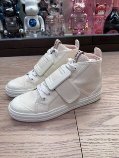 （分類：）位於 。 由 luxury_addicted 提交（商品編號 1241565183，圖片 1）。簡介： 。