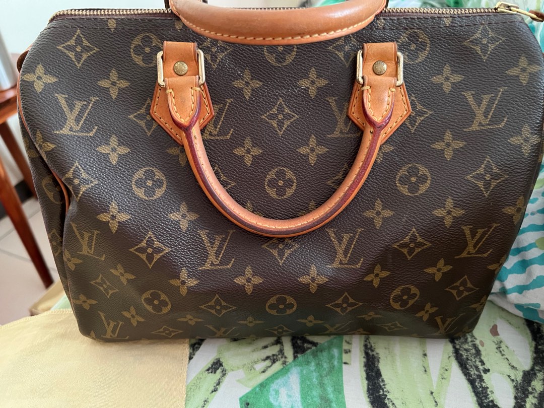 Louis Vuitton Handbag Rare Med Brown EPI Speedy 30 Authentic VI