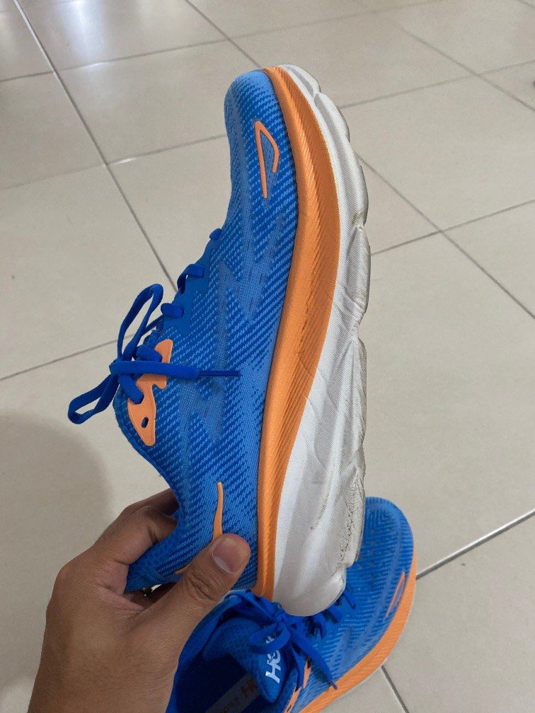 Sell or trade Hoka Clifton 9 7.5uk Men s Fashion Footwear