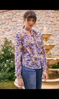 (Category: ) located in . Submitted by mywardrobe913 (Listing ID 1241399821, Image 1). Description: .