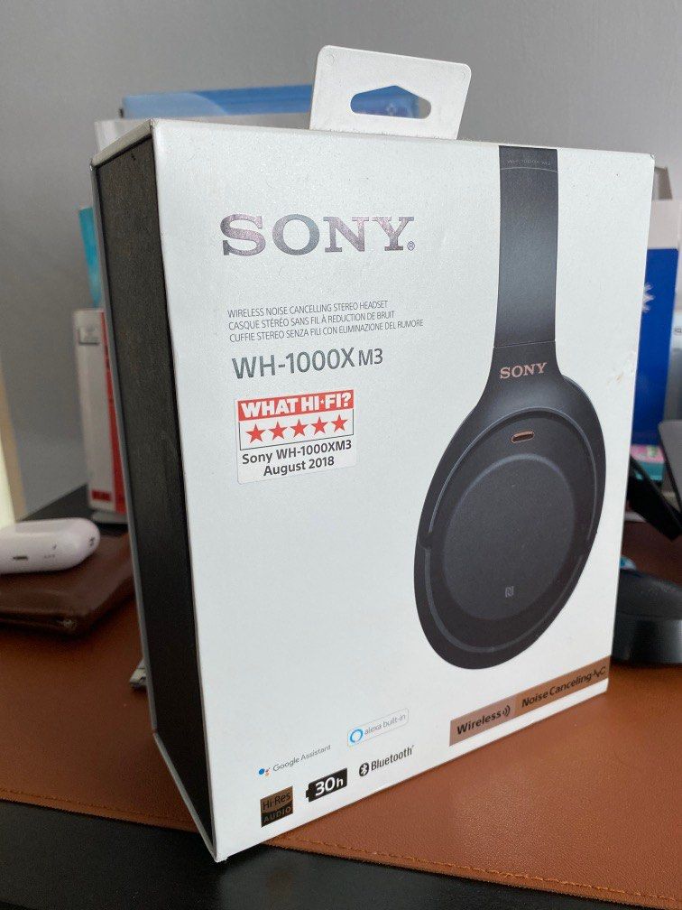 Sony hotsell wh1000xm3 box