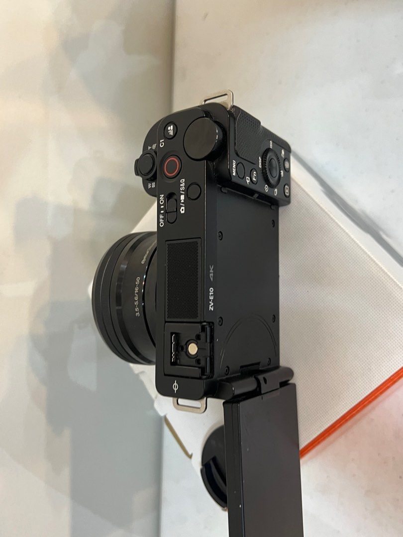 Sony ZVE10, Photography, Cameras on Carousell