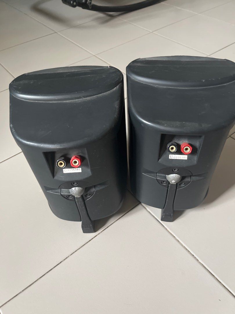 speakers64422492246403115