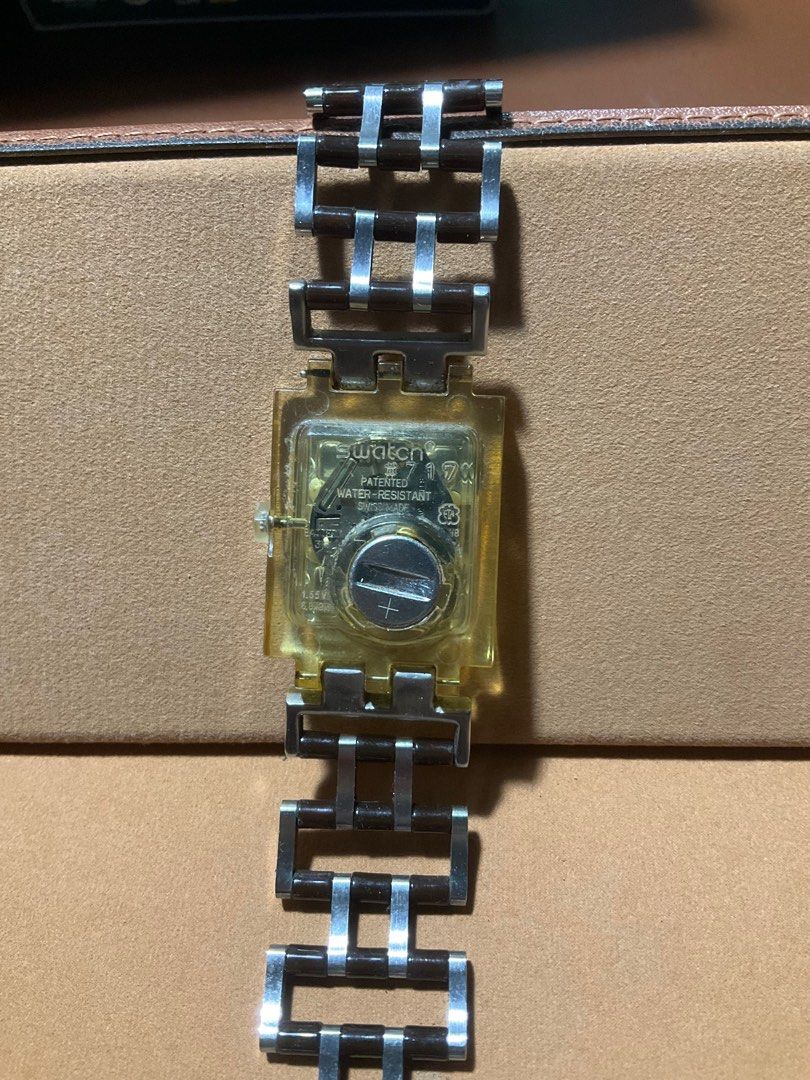 Swatch watch for women (Category: Women's Watches) located in Bacoor. Submitted by shamraq (Listing ID 1241403188, Image 2). Description: Band length 16 cm. New battery, in good condition..