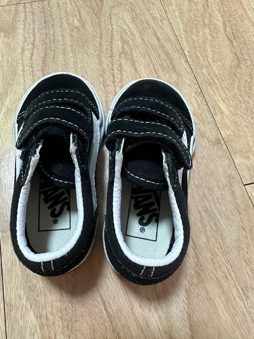 Baby vans 2024 size 6