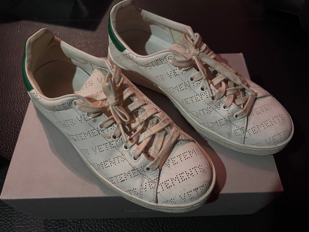 Vetements perforated sneakers store