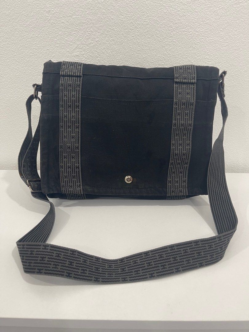 Used hermes deals crossbody bag