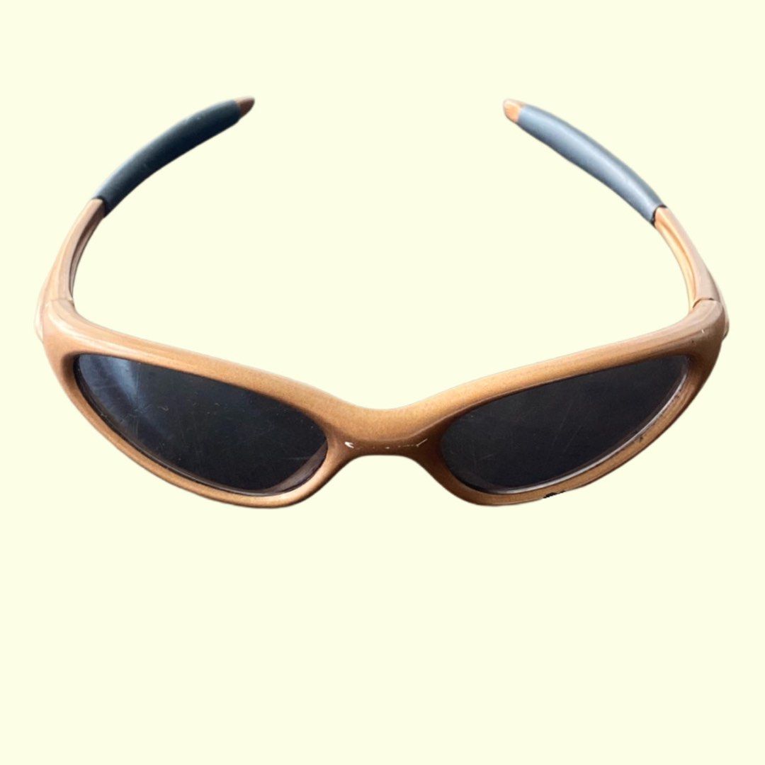 VTG OAKLEY SUNGLASSES Men s Fashion Watches Accessories