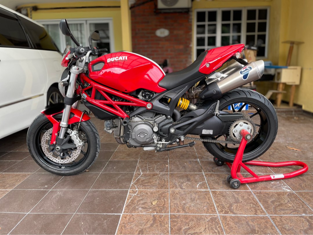 WTS Ducati Monster 796 ABS Corse Stripe with freebies Motorbikes