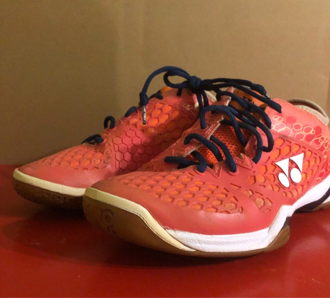 Yonex power cushion 03z price hotsell