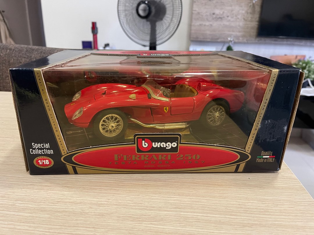 Ferrari 250 Testa Rossa 4 1000 Km du Nurburgring 1959 Red Bburago BBU18