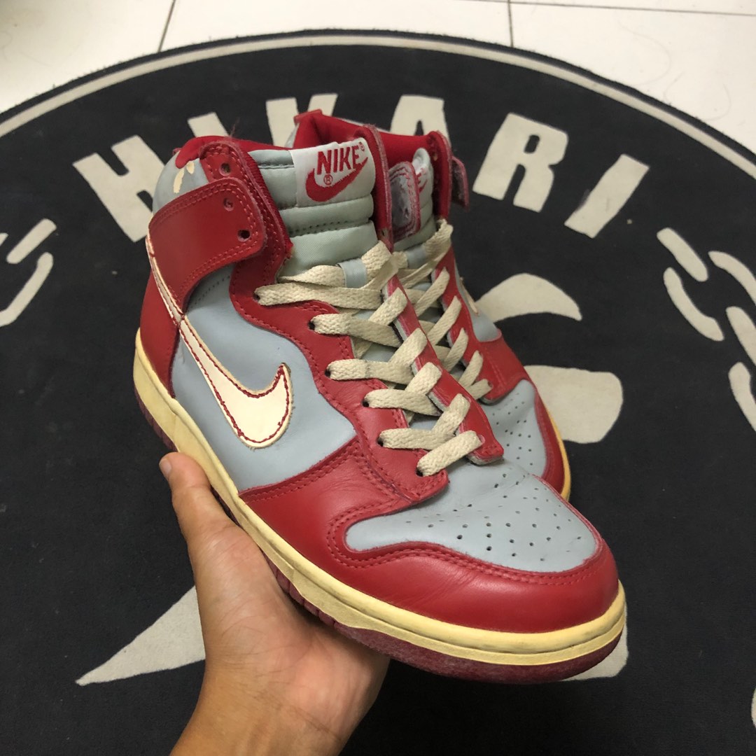 Nike hotsell dunk 1999