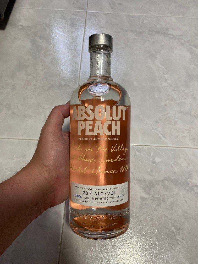 1L Absolut Peach Vodka, Food & Drinks, Alcoholic Beverages on Carousell