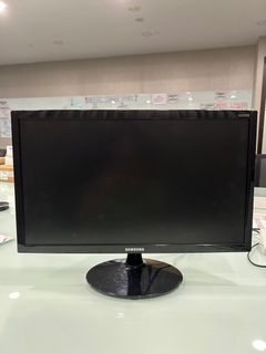 (Category: ) located in . Submitted by officeclearanceasap (Listing ID 1241594026, Image 1). Description: .