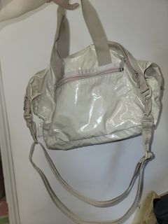 （分類：）位於 。 由 elvalaw 提交（商品編號 1241592036，圖片 1）。簡介： 。