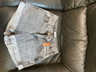 （分類：）位於 。 由 thekid852 提交（商品編號 1241663772，圖片 1）。簡介： 。