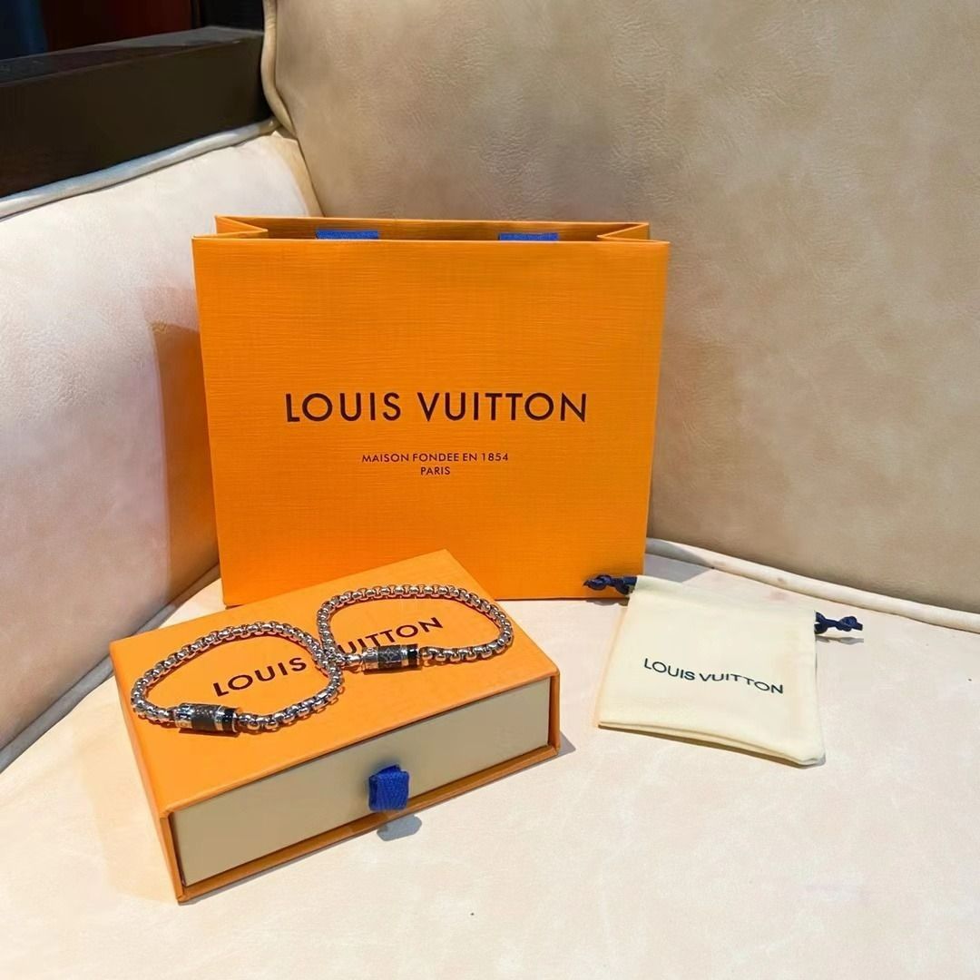 Shop Louis Vuitton Monogram Chain Bracelet (M63107, M62592) by La