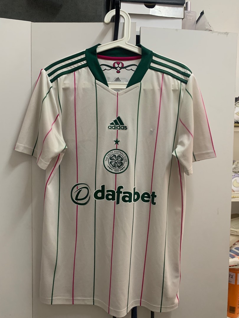 Celtic FC 2021/22 Away Kit Football Jersey, Men's Fashion, Activewear on  Carousell