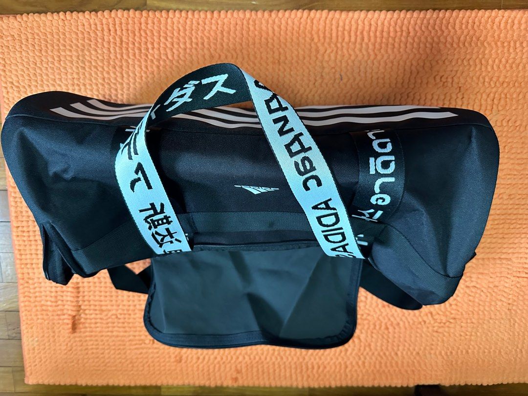 Adidas originals weekender new arrivals duffel bag