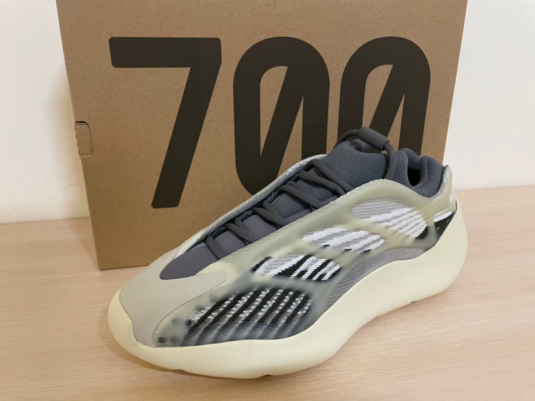Yeezy 709 salt hotsell