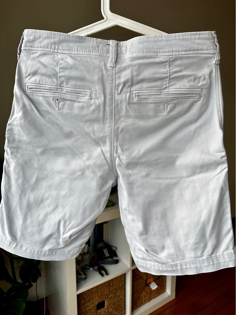 American Eagle AE Extreme Flex 9 inseam 29 waist light dusty