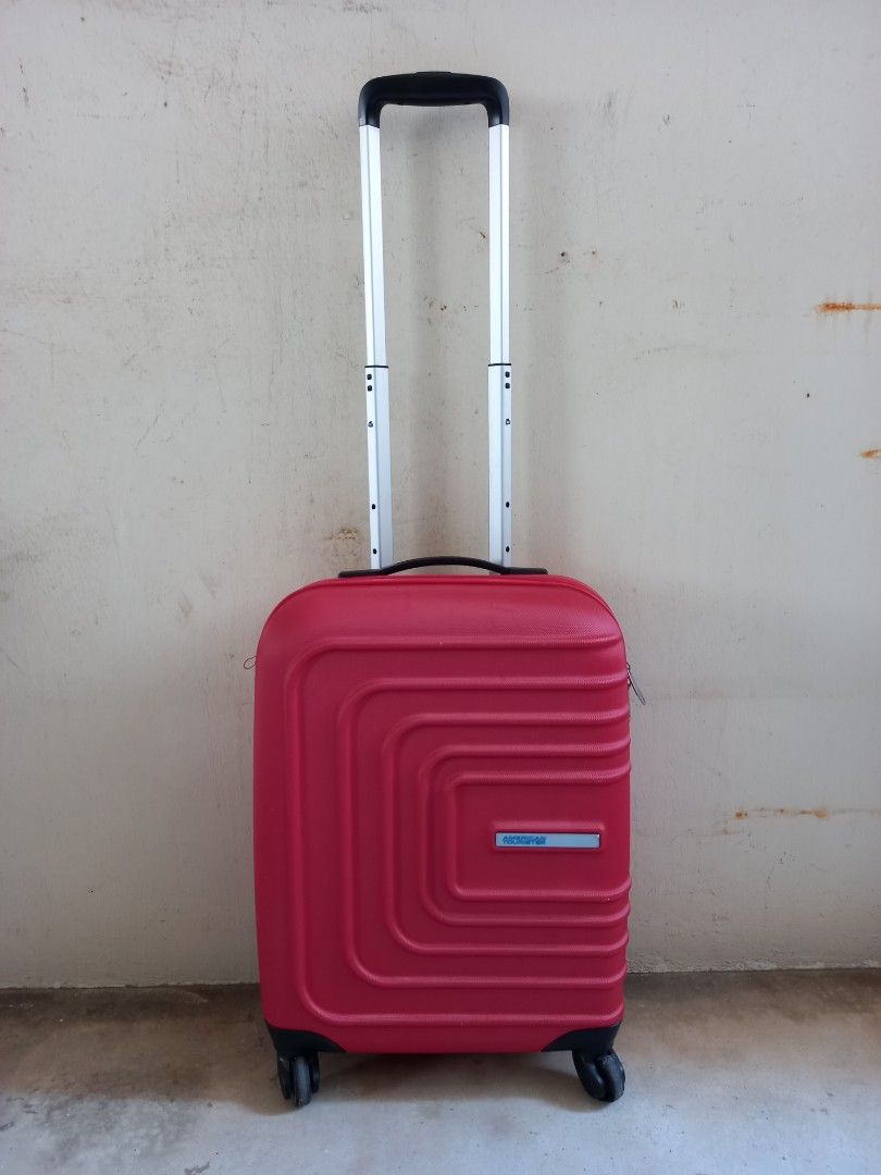 American Tourister Cabin Luggage, Hobbies & Toys, Travel, Luggage on