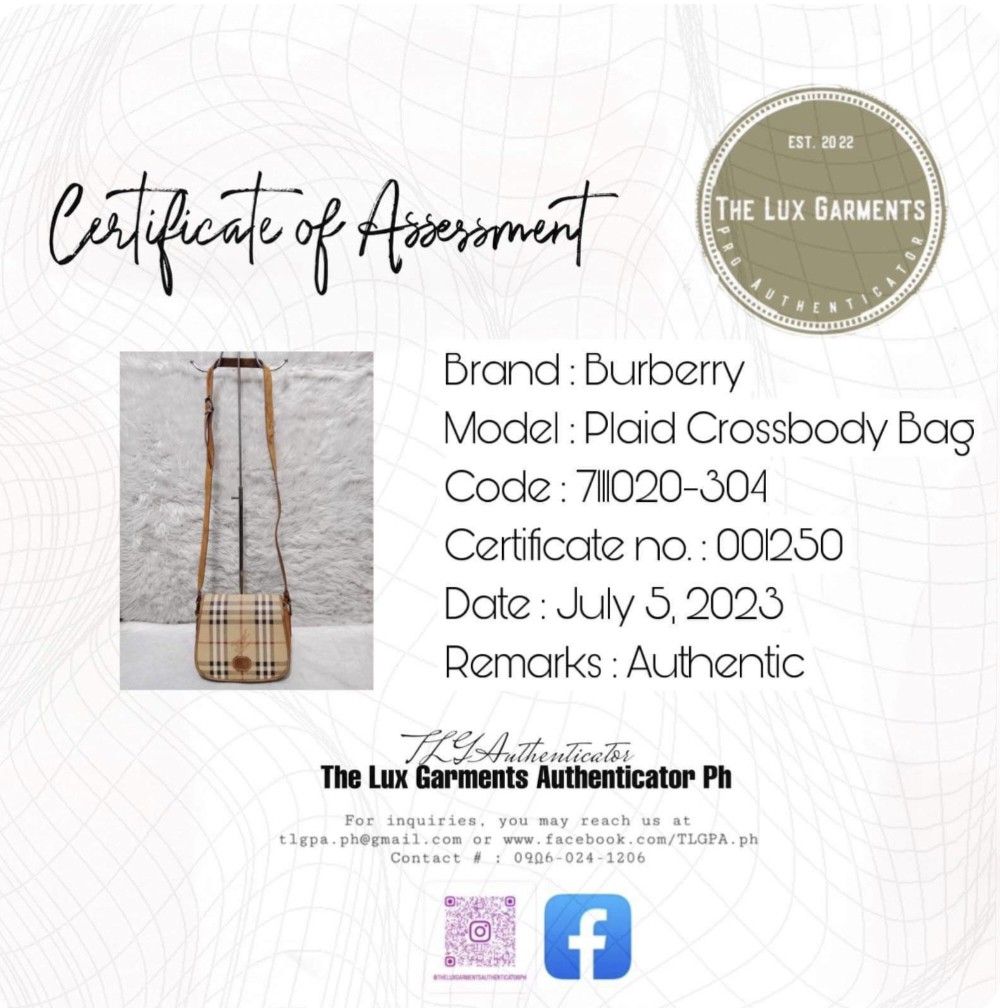 Authentic Burberry Plaid Crossbody Bag (Category: Luxury Bags & Wallets) located in Caloocan City. Submitted by sassypurchased (Listing ID 1241591216, Image 2). Description: Authentic Burberry Plaid Crossbody Bag 3,499 Pigtas na po ang isang part ng sling. With Certificate of Assessment From Japan Preloved Shop NOT UKAY SOURCE NO HAGGLING PLS H-6.5 L-7.5 W-2.5 inches approx Handle Drop: 21.5 inches approx DETAILS ARE POSTED IN THE PIC ♥️Sold as i