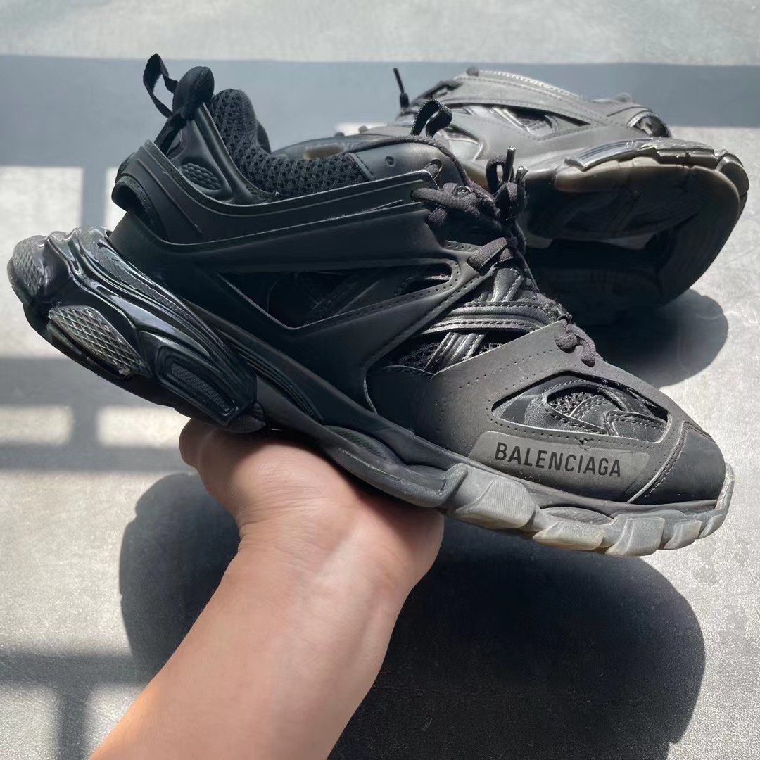 BALENCIAGA track 40-