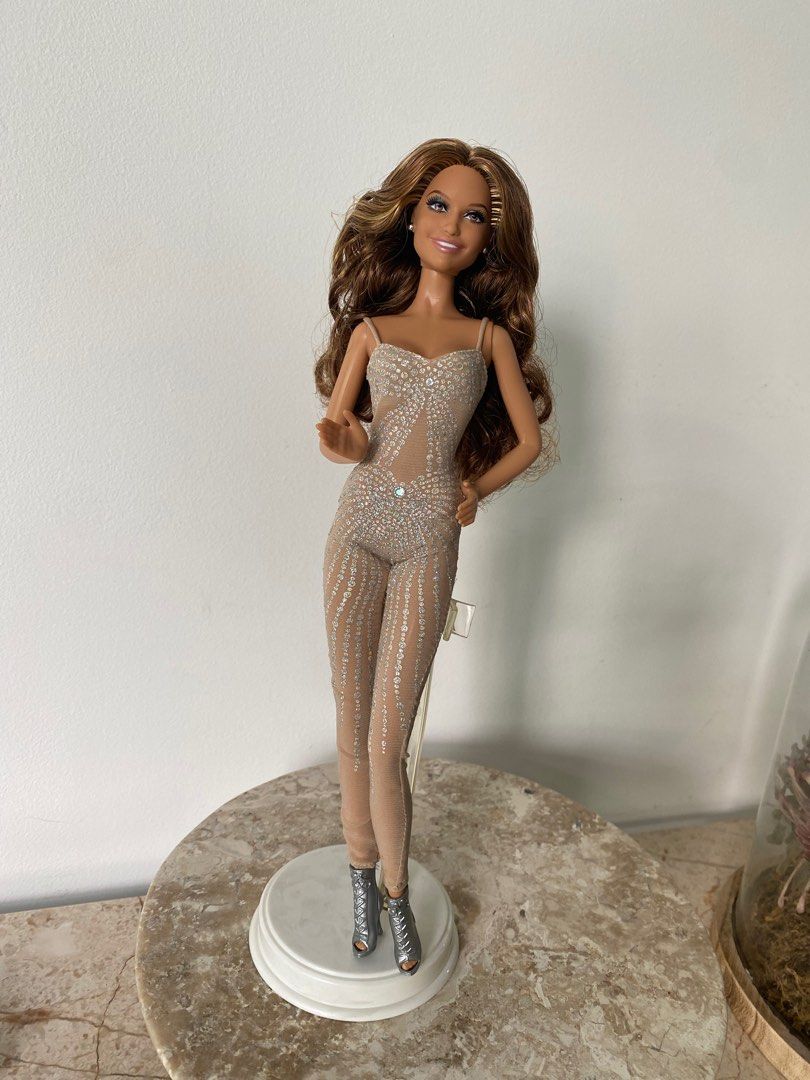 Barbie Jlo World Tour, Hobbies & Toys, Toys & Games on Carousell