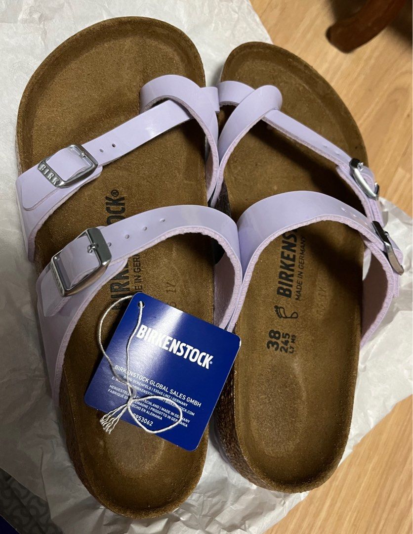 What stores hotsell sell birkenstock sandals