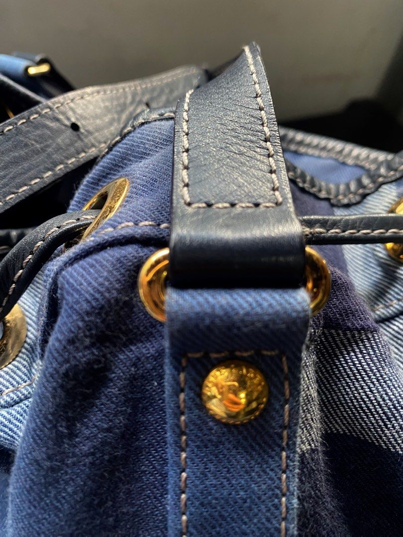 Authentic Blue Label Crestbridge Bucket Bag in blue , Women's Fashion