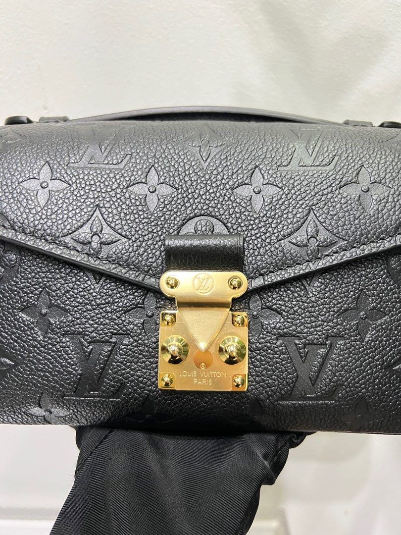 🖤BNIB🖤Louis Vuitton Pochette Metis East West Noir Monogram Empreinte  Leather Bag, Luxury, Bags & Wallets on Carousell