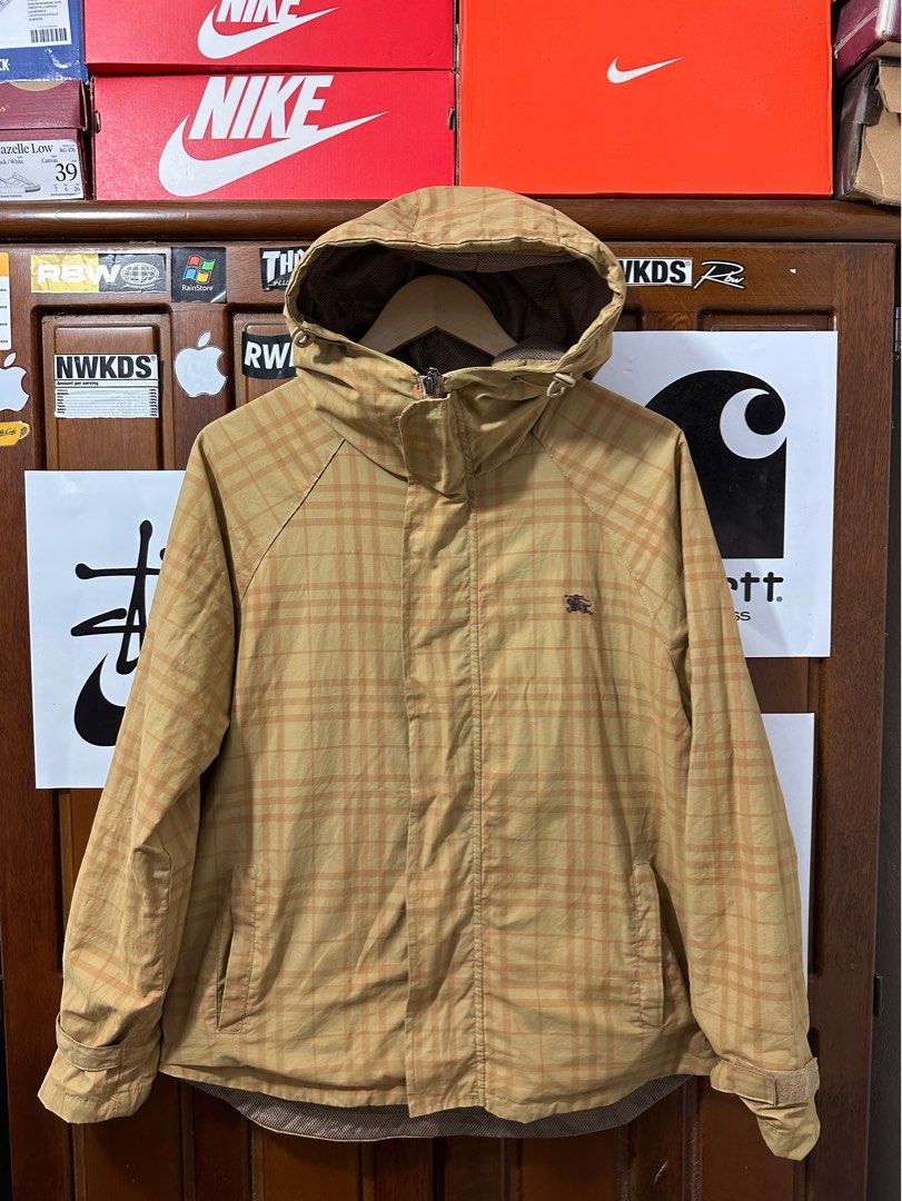 Burberry windbreaker Men s Fashion Coats Jackets and Outerwear