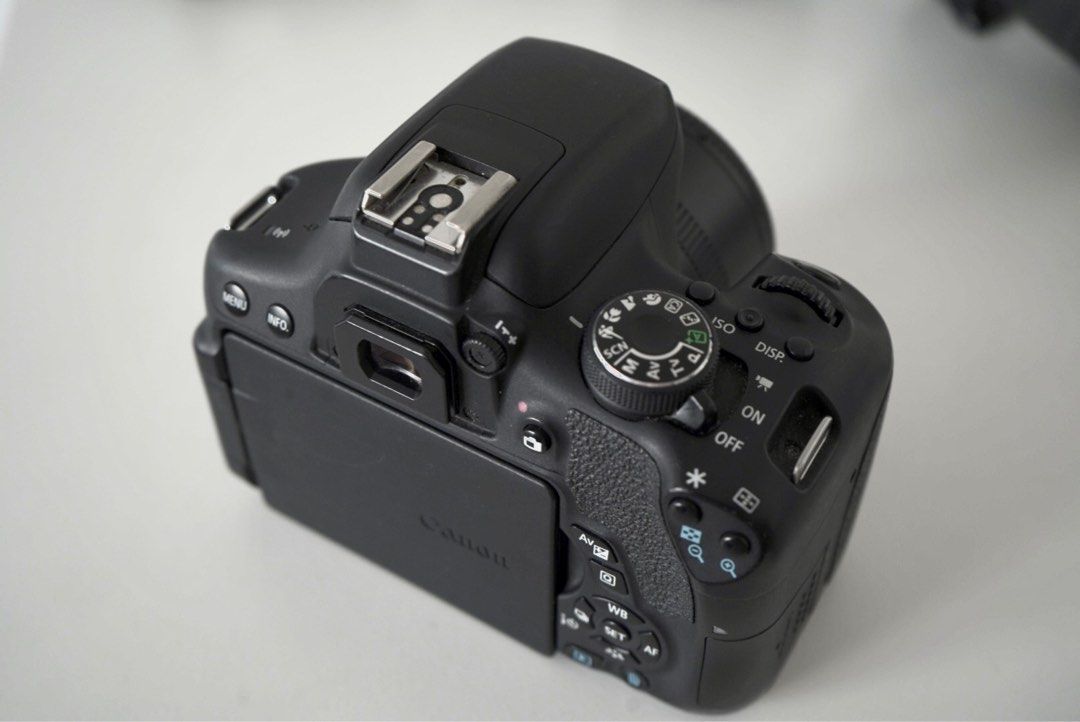 Canon Rebel T6i-750D (Category: Cameras) located in Mandaluyong City. Submitted by kevingnzls (Listing ID 1241627062, Image 3). Description: (Sold as one) 1 Canon Rebel T6i unit 1 Canon 85mm lens 1 kit lens 18-55mm 1 Yungnuo 50mm lens 1 battery 1 battery charger.