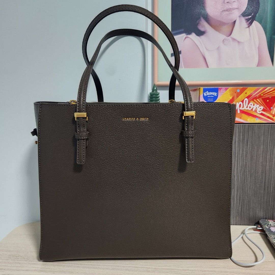 Black Sansa Tote Bag | CHARLES & KEITH