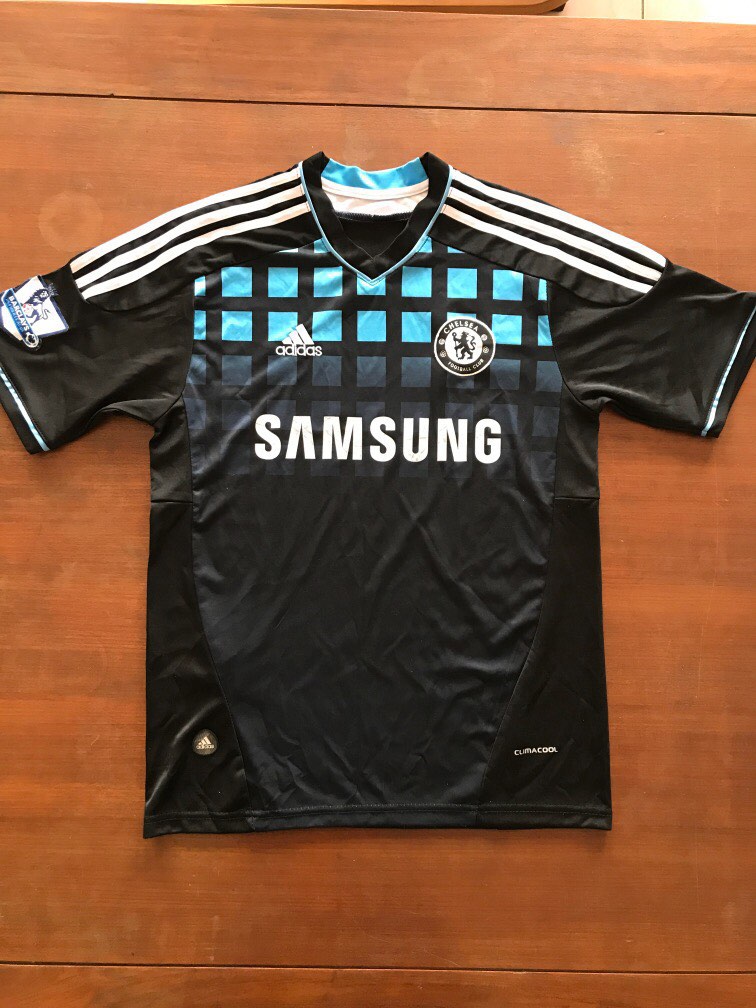 Chelsea 2011 away 2025 kit