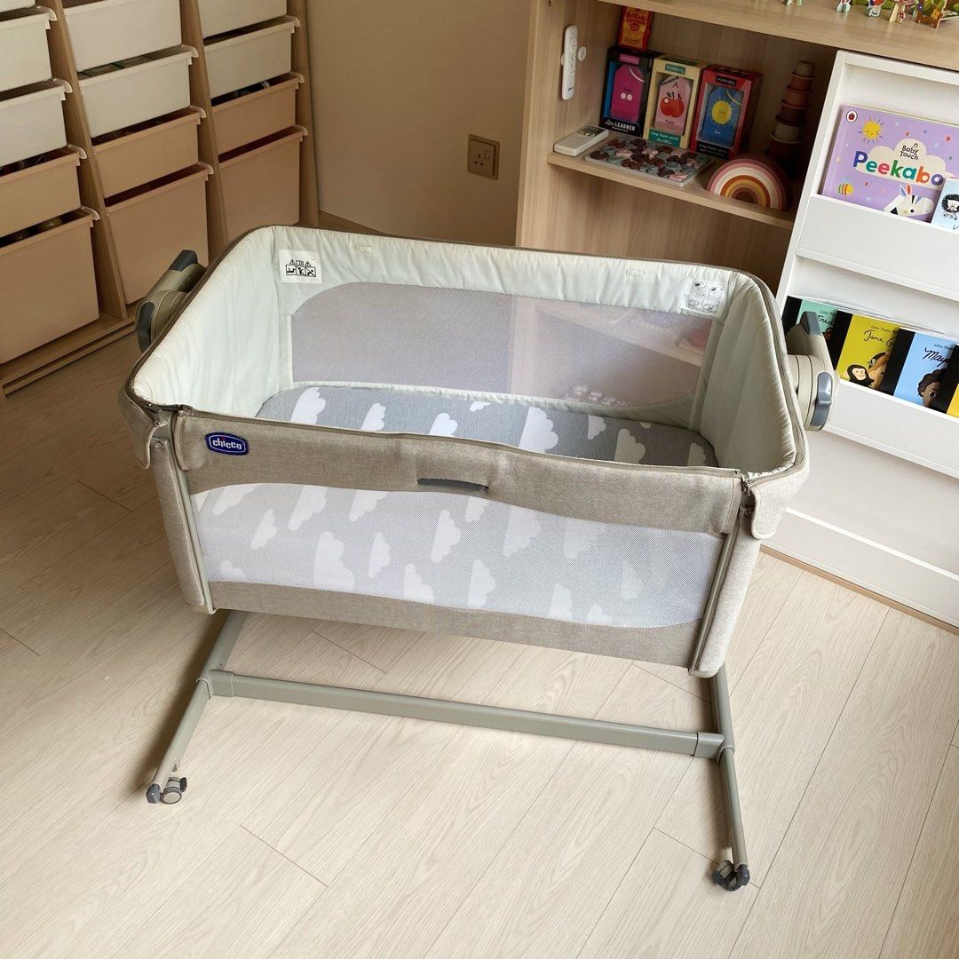 Chicco Next2Me Magic Co Sleeping Crib Babies Kids Baby Nursery