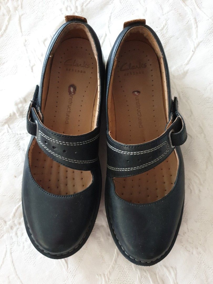 Clarks unstructured mary jane shoes 2025