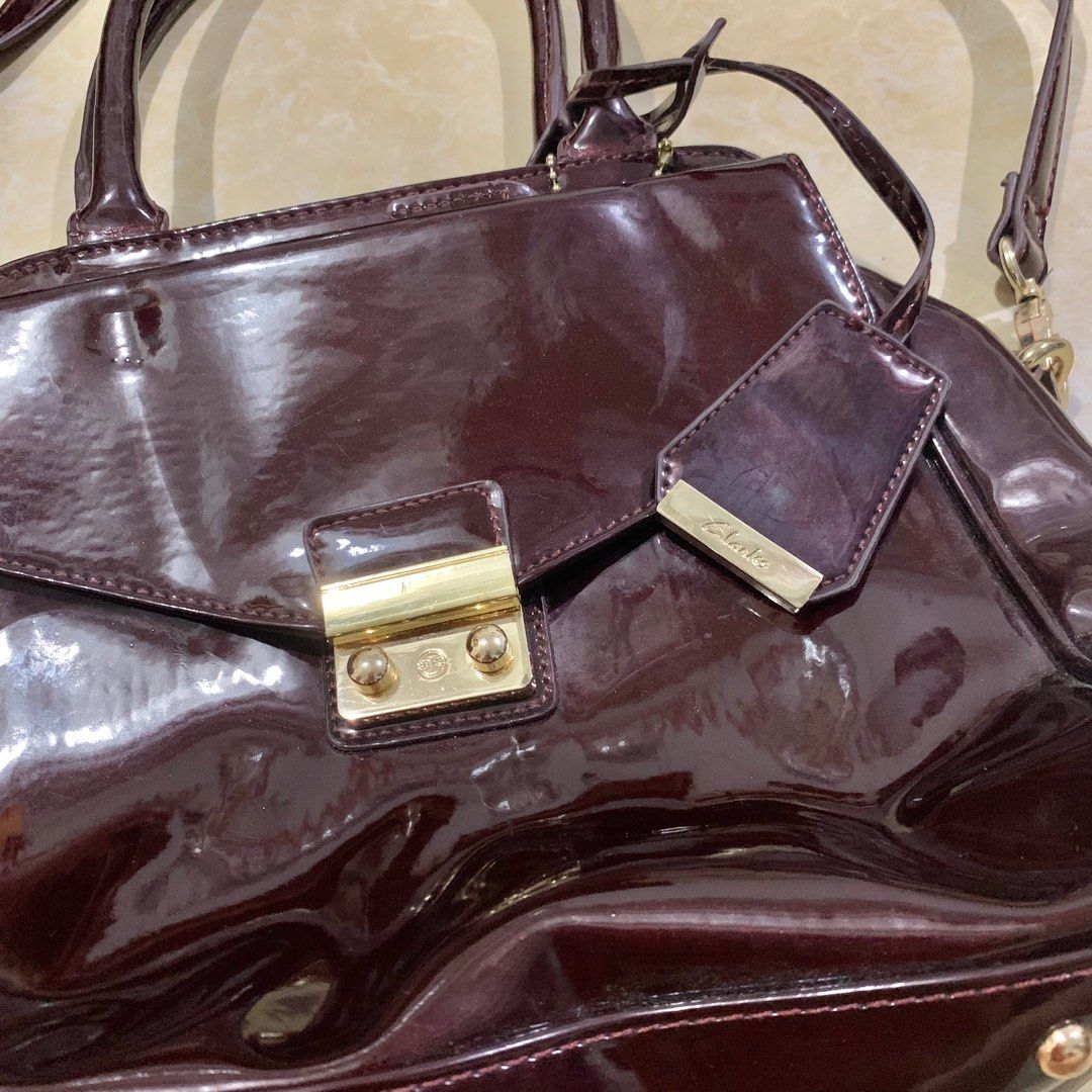 Clarks burgundy patent 2024 bag